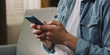 Social media age bans will fail because they are not radical enough – LSE European Politics