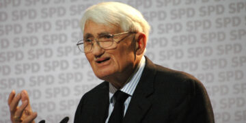Jürgen Habermas and the case for a supranational democracy in Europe Jürgen Habermas and the case for a supranational democracy in Europe