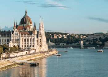 How Péter Magyar and Tisza remade the Hungarian party system – LSE European Politics