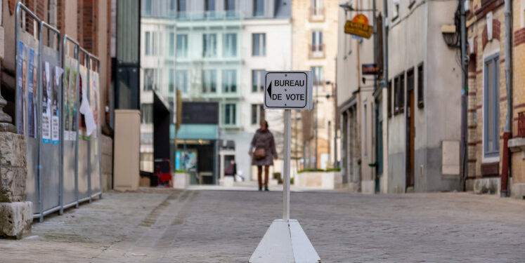 Why don’t all immigrants support progressive parties?